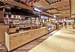 313 @ Somerset (D9), Retail #626959271